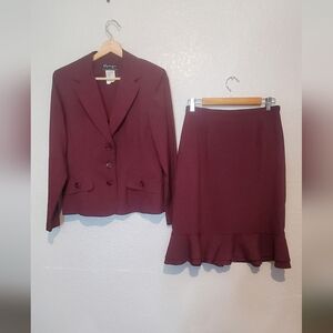 Spago Burgundy Twill 2 Piece SkirtSuit Blazer Jacket & Matching Skirt Suit Set